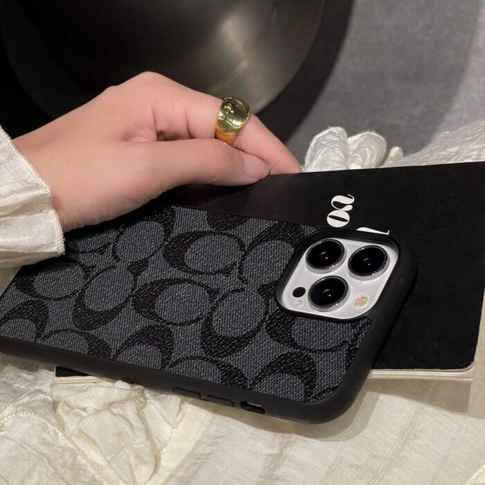 Luxury Leather-designed Phone case - Image 2