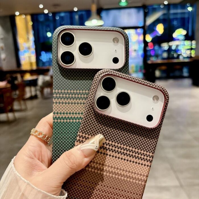 New Carbon Fiber Textured Magnetic Cell Phone Case - Image 3