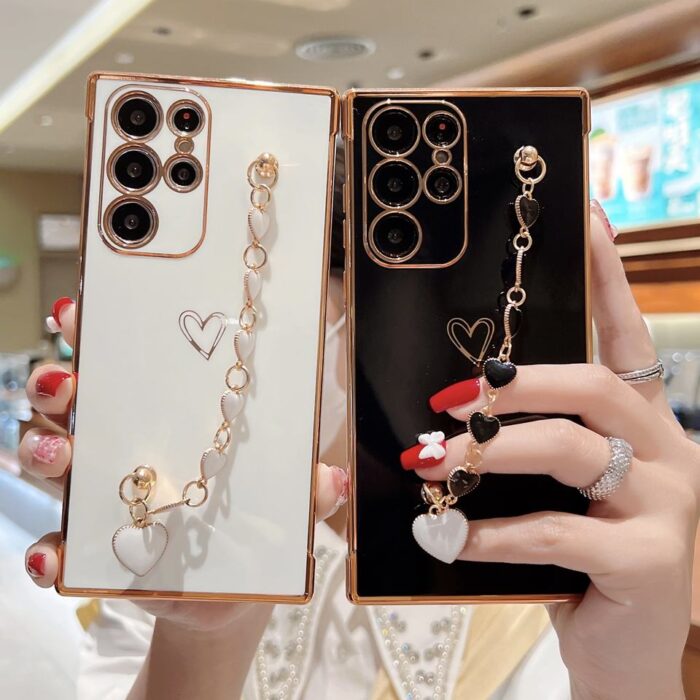 H6eb1655e42794b8690d399dff81557c9v.jpg_960x960q80 Luxury Plating TPU Girly Cover Love Heart Bracelet Mobile Phone Cases - Image 1