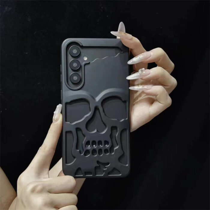 Full Protection Skull Hollow Phone Case - Image 3