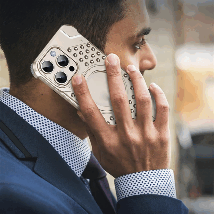 Metal Aluminum Four Corners Rubber Pad With 360° Holder Magnetic Phone Case - Image 5