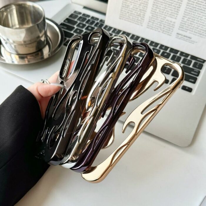 Fashion Hollow Heat Dissipation Phone Case for Samsung - Image 3