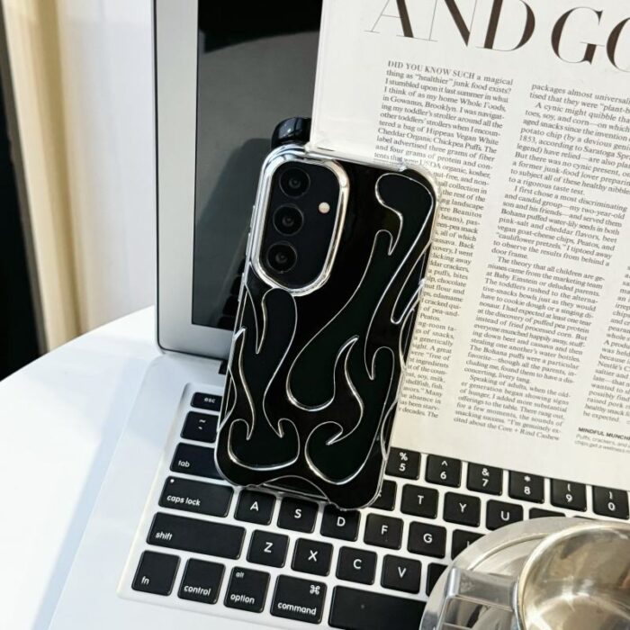 Fashion Hollow Heat Dissipation Phone Case for Samsung - Image 6